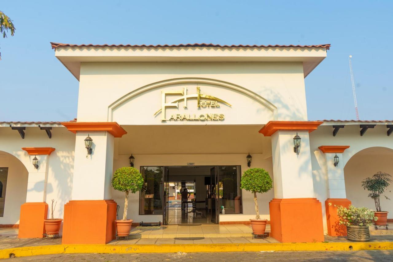 Farallones Hotel Чинандега Екстер'єр фото