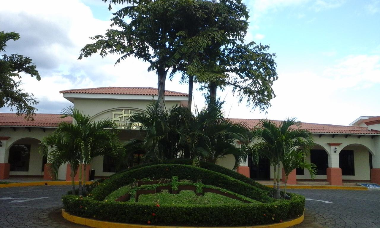 Farallones Hotel Чинандега Екстер'єр фото